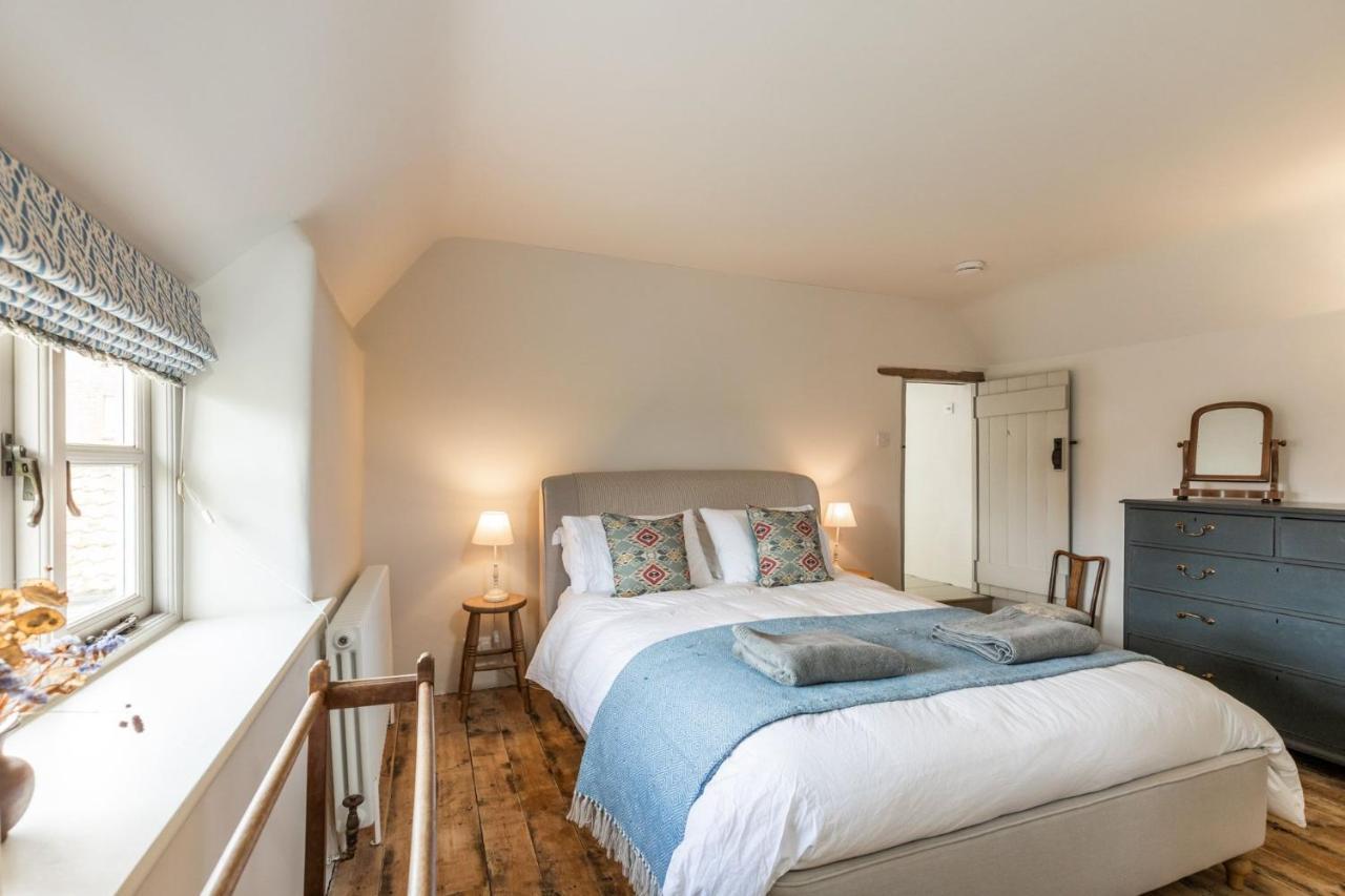 Host & Stay - White End Salthouse Екстер'єр фото
